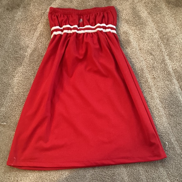 Adorable red dress with white bow - Picture 2 of 3